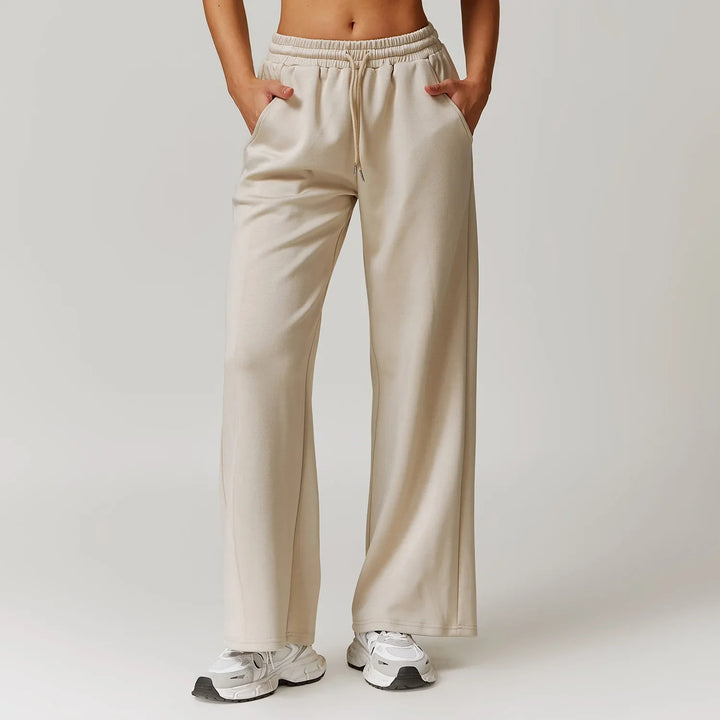 Muse & Valeur | High Rise Pant for Women in Black