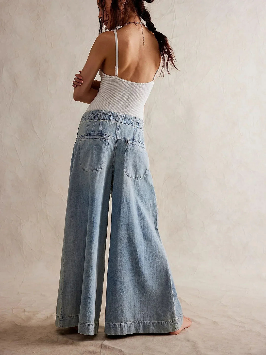 Muse & Valeur | Women's Chambray Pull-On Jeans