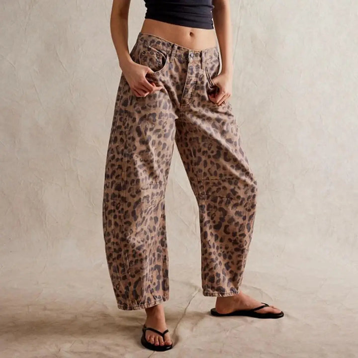 Muse & Valeur | Barrel-Leg Denim Jeans for Women