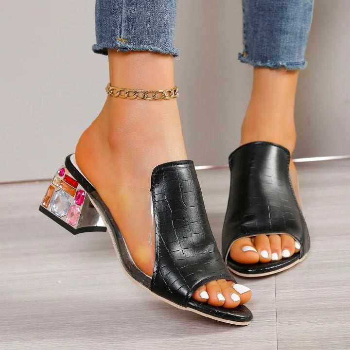 Muse & Valeur | Elegant Heels for Women in Black Leather