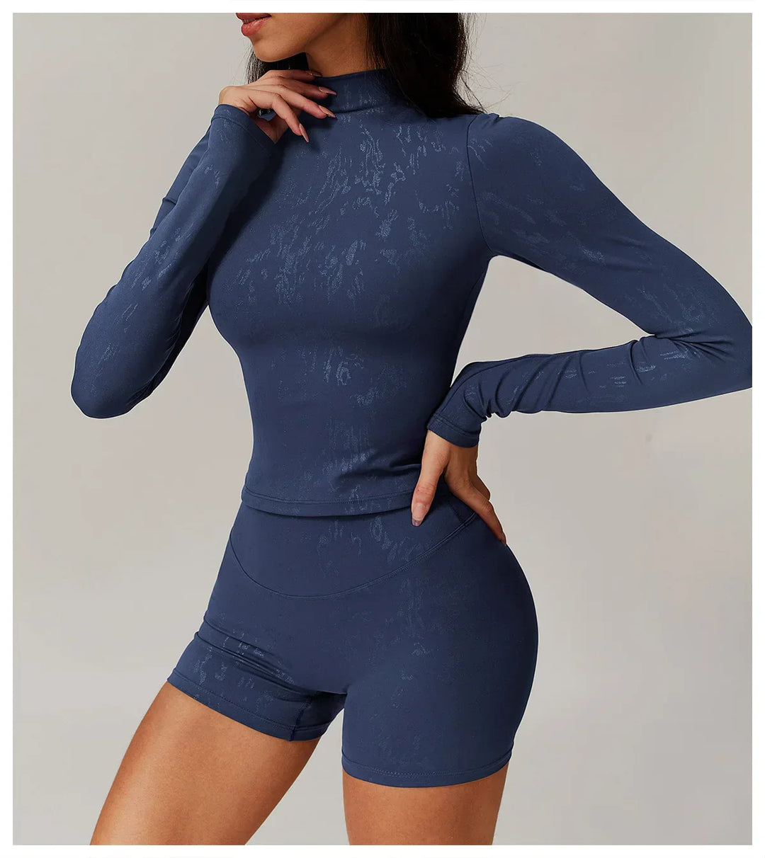 Muse and Valeur | Stretch Set