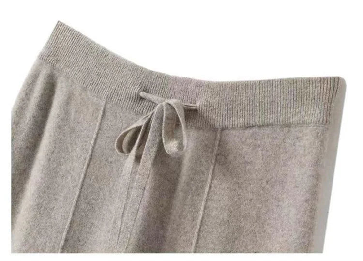 Muse & Valeur | Classic Wool Trousers for Women