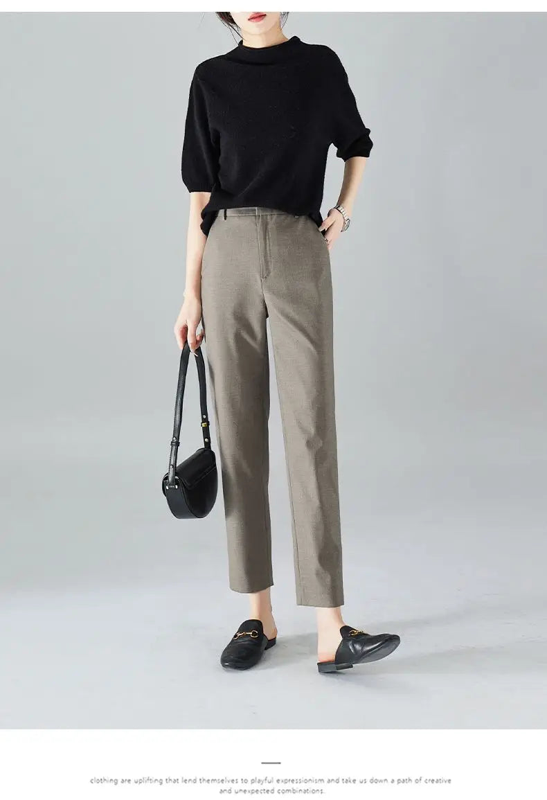 Muse & Valeur | High-Waist Trousers for Women in Elegant Fabric