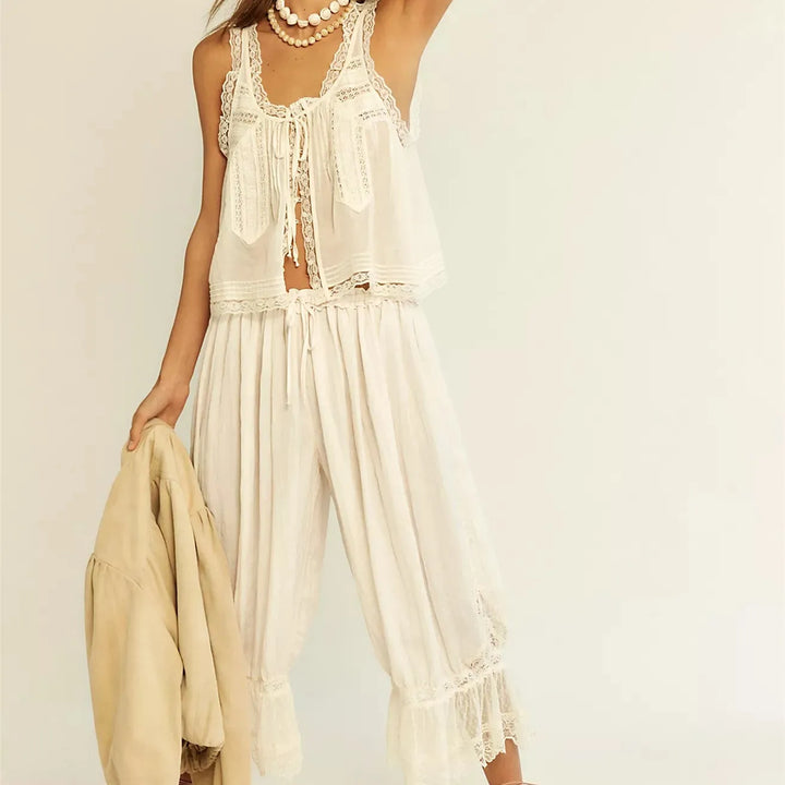 Muse and Valeur | Lace Two-Piece Set