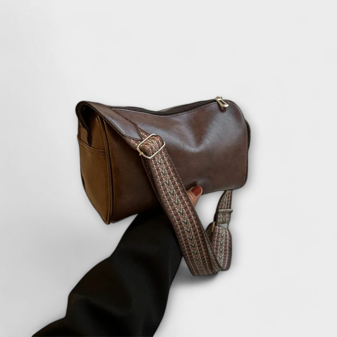 Muse and Valeur | Vintage Crossbody Bag