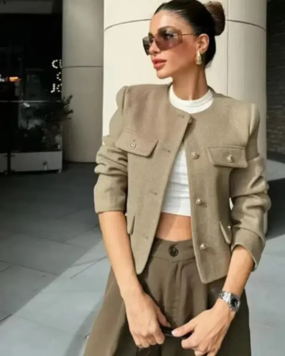 Muse and Valeur | Tailored Cut Blazer