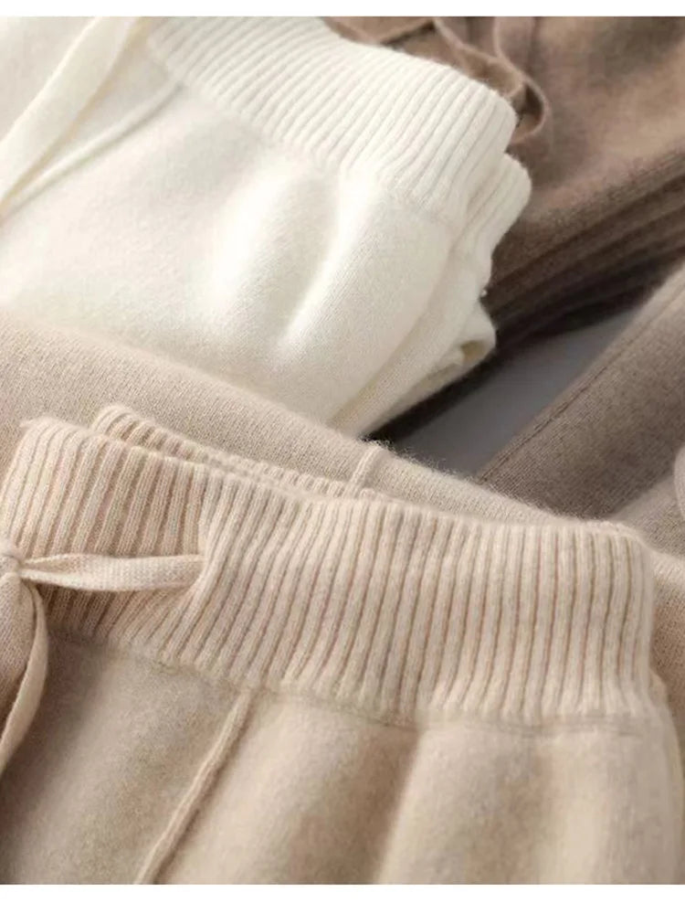 Muse & Valeur | Classic Wool Trousers for Women