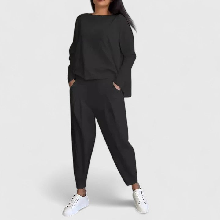 Muse and Valeur | Comfortable Two-Piece Set