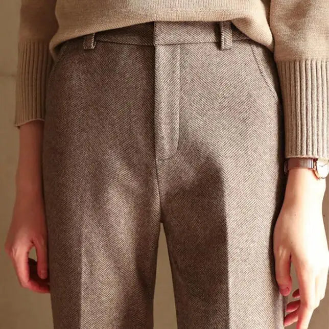 Muse & Valeur | Classic Wool Trousers for Women