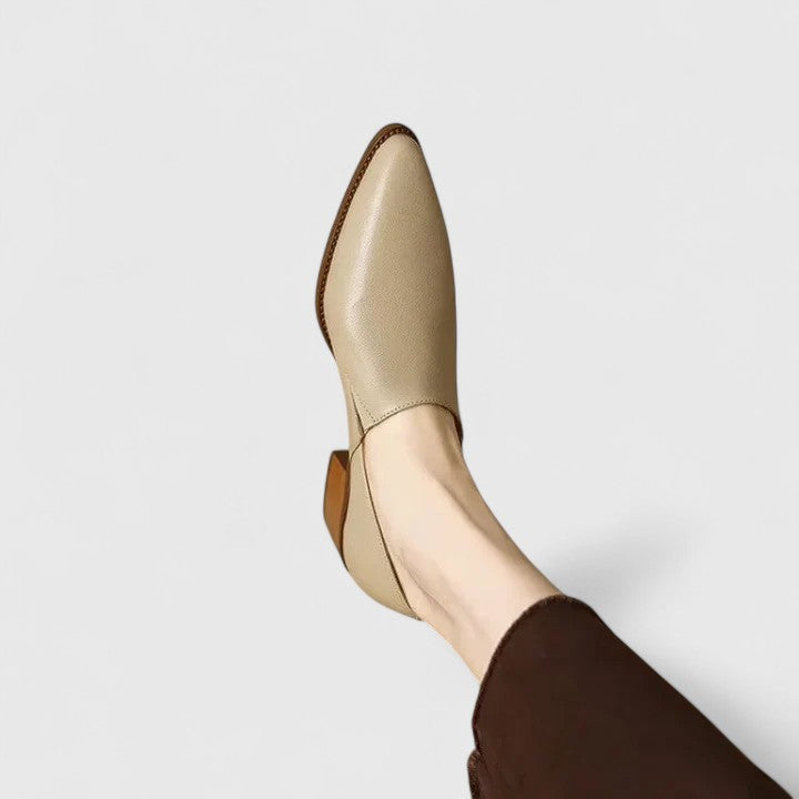 Muse and Valeur | Orthopedic Shoes