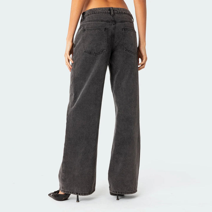 Muse & Valeur | Straight Jeans for Women in Denim Blue