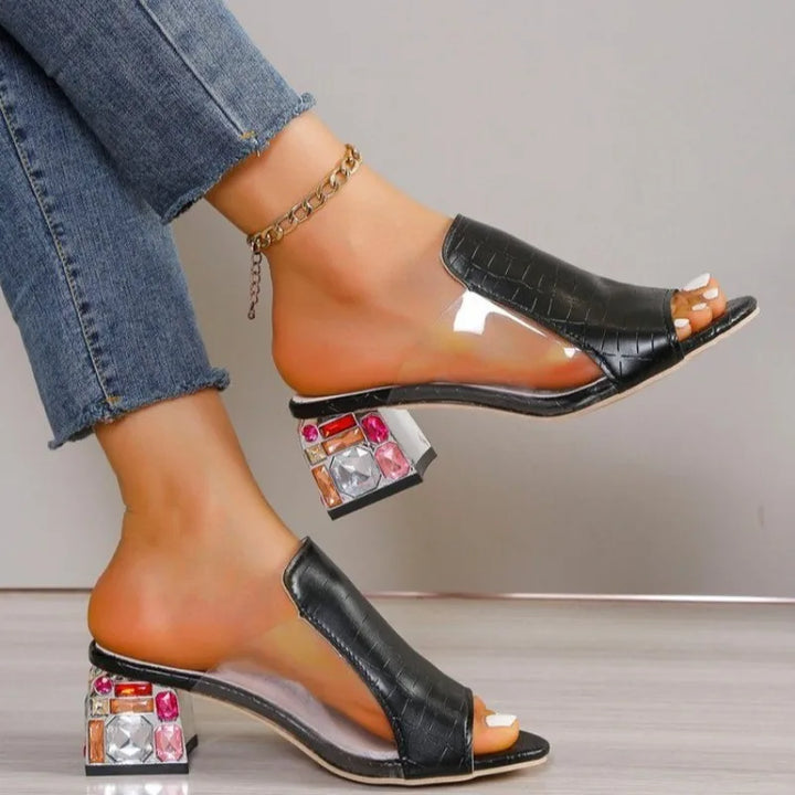 Muse & Valeur | Elegant Heels for Women in Black Leather