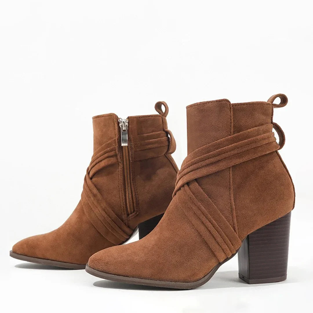 Muse & Valeur | Ankle Boots for Women in Black Leather