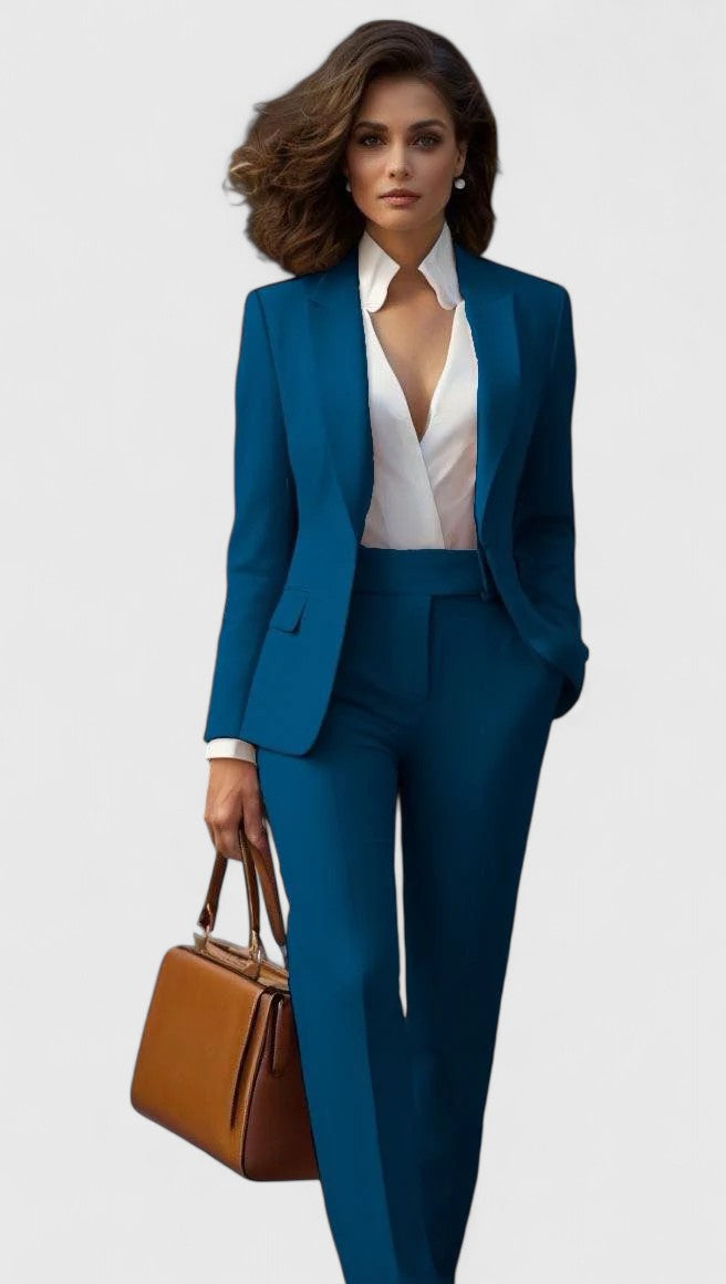 Muse and Valeur | Women's Suit | Elegant