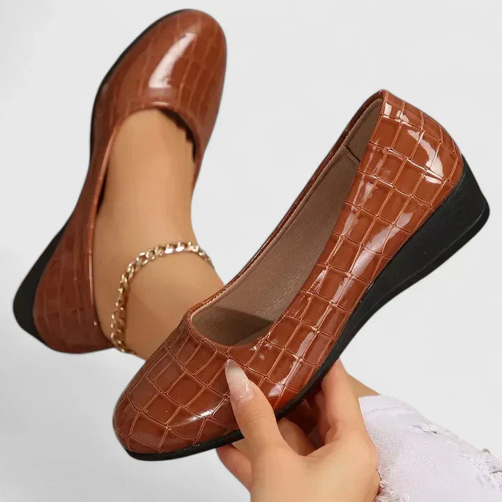 Muse and Valeur | Orthopedic Shoes