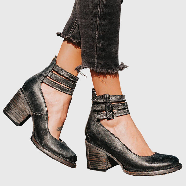 Muse and Valeur | Sandals - Elegant and Comfortable
