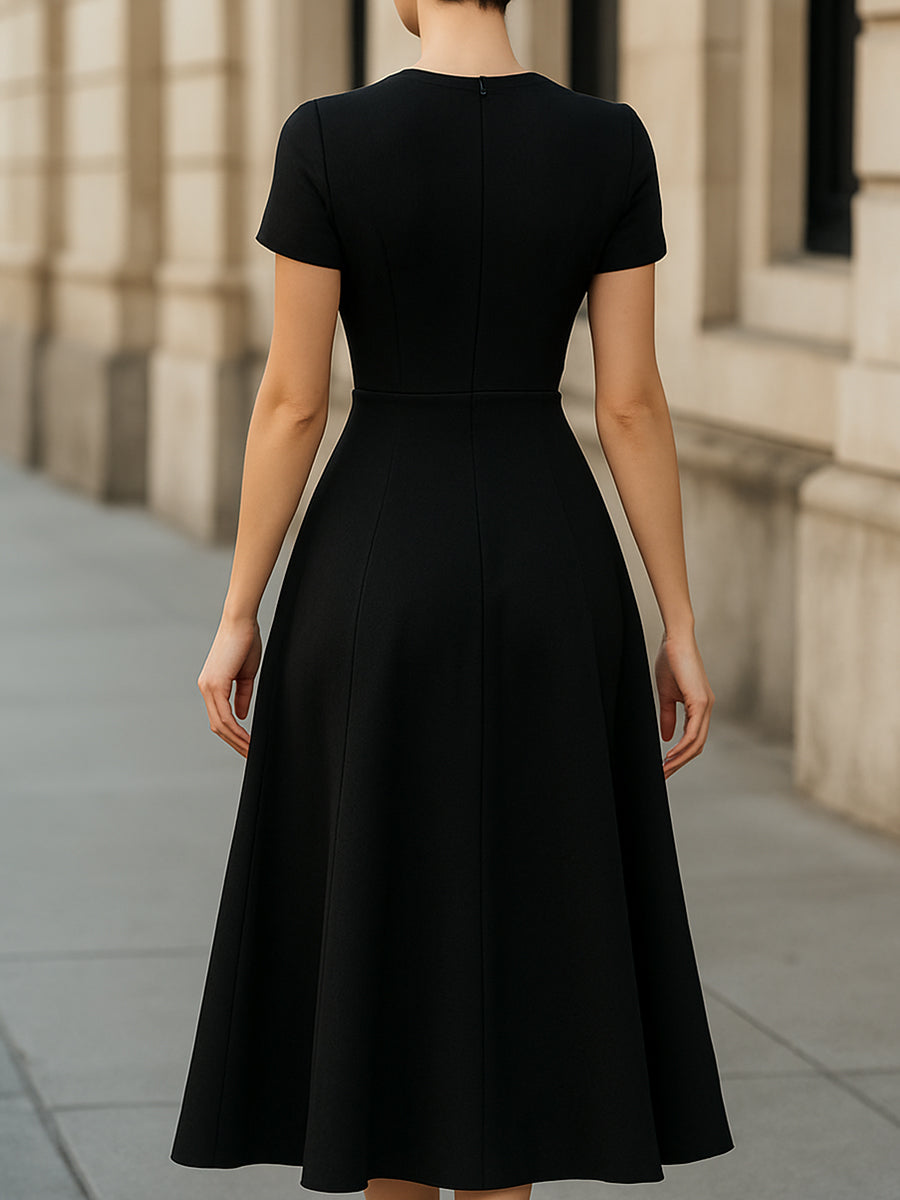 Muse & Valeur | Classic Elegance A-Line Midi Dress