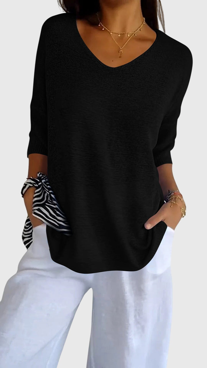 Muse and Valeur | V-Neck Top