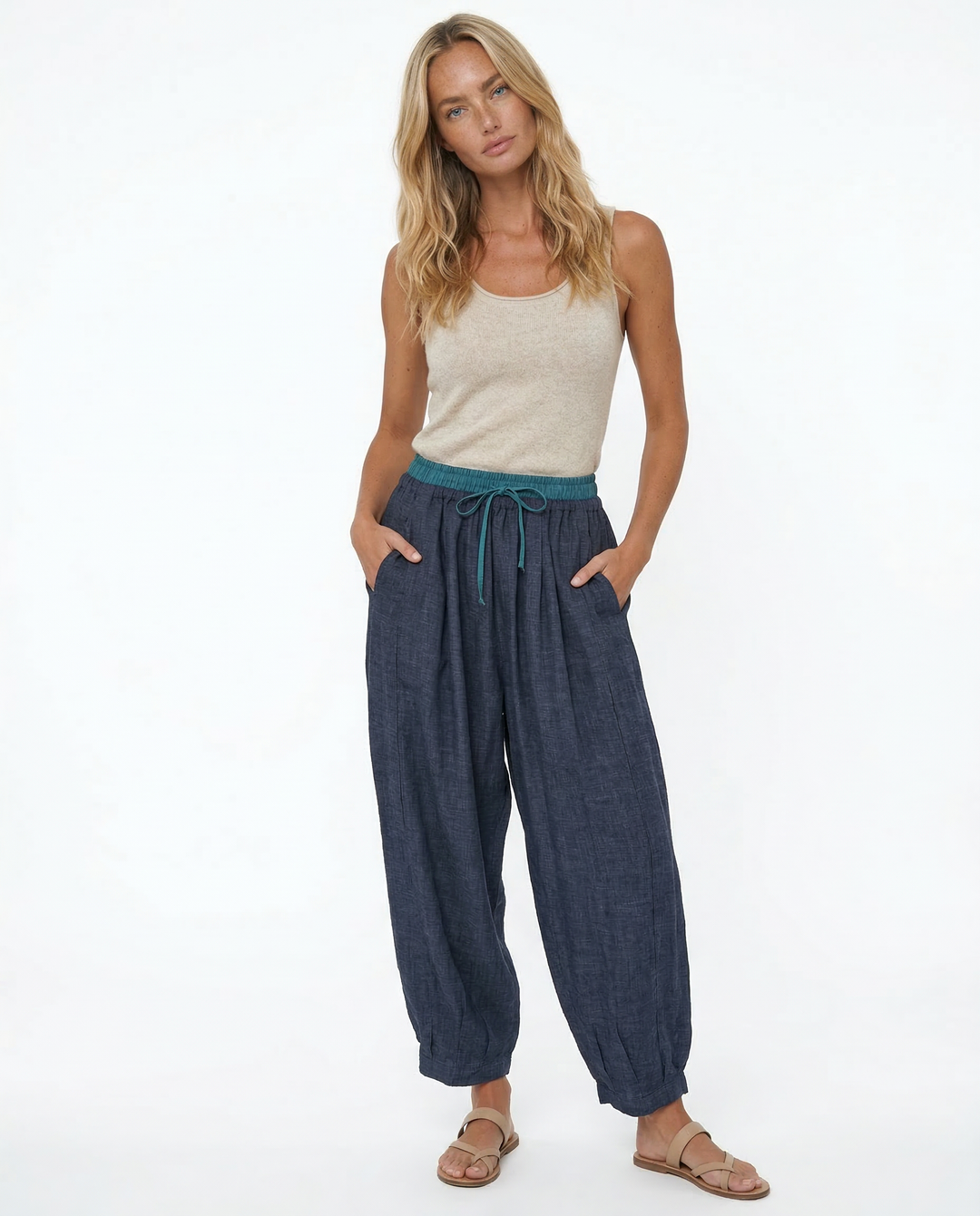 Muse & Valeur | Linen Trousers for Women in Natural Fit, Beige