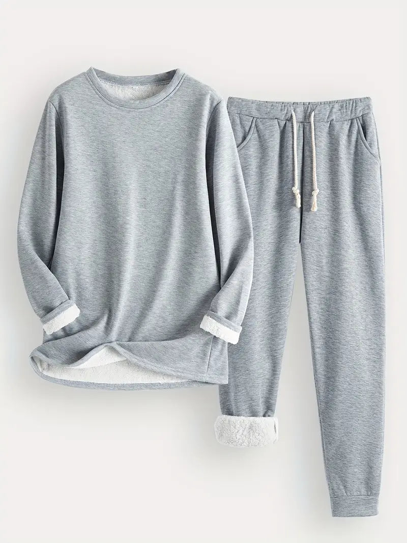 Muse and Valeur | Comfortable Set
