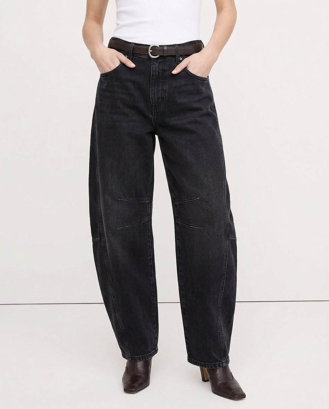 Muse & Valeur | Barrel-Leg Denim Jeans for Women