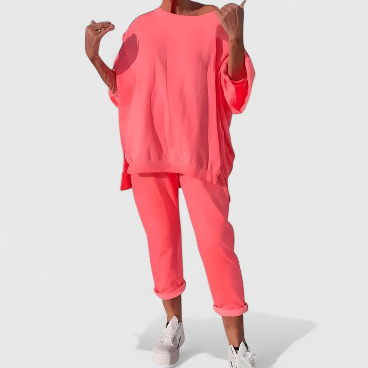Muse and Valeur | Comfortable Set