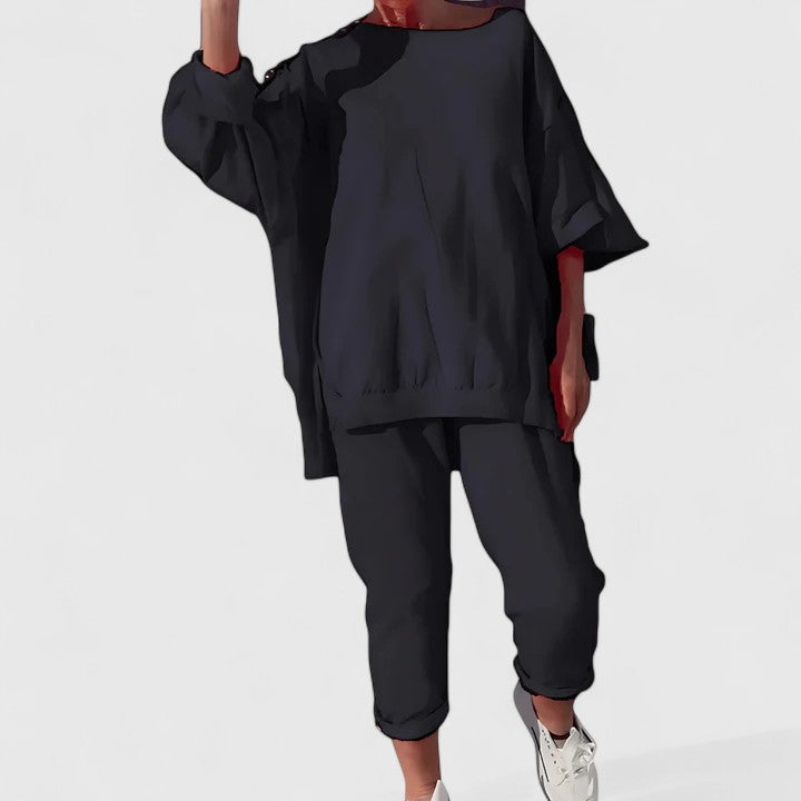 Muse and Valeur | Comfortable Set