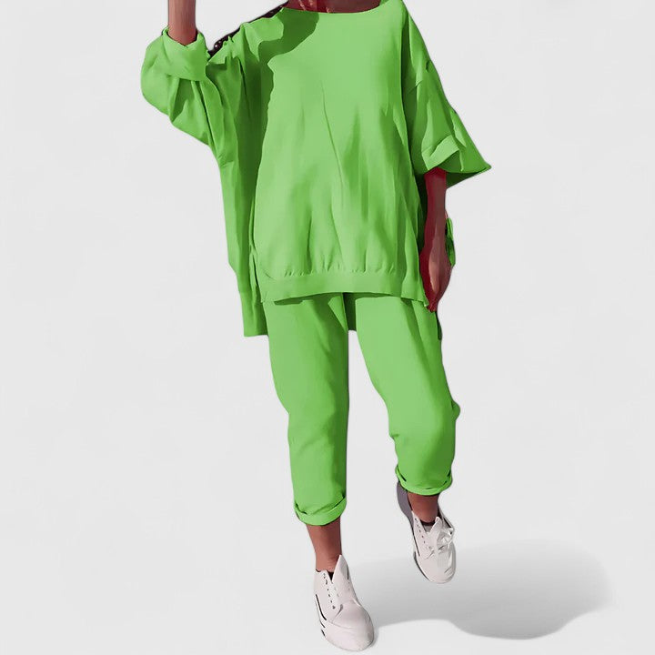 Muse and Valeur | Comfortable Set