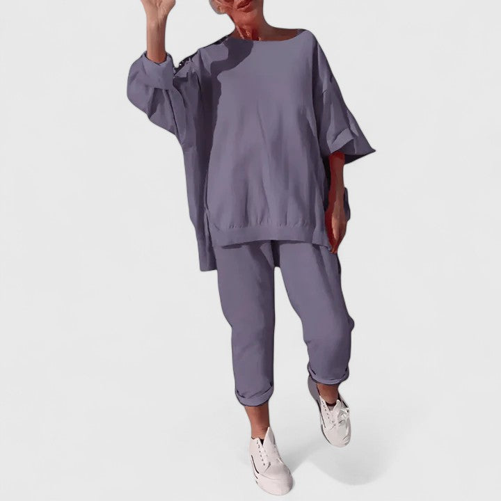 Muse and Valeur | Comfortable Set