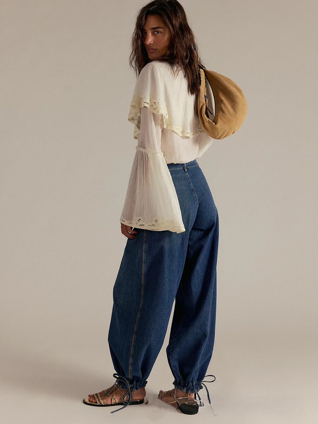 Muse & Valeur | Wide-Leg Denim for Women in Blue