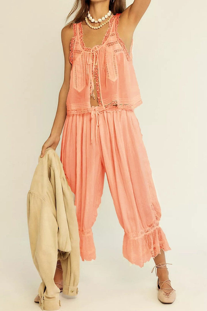 Muse and Valeur | Lace Two-Piece Set