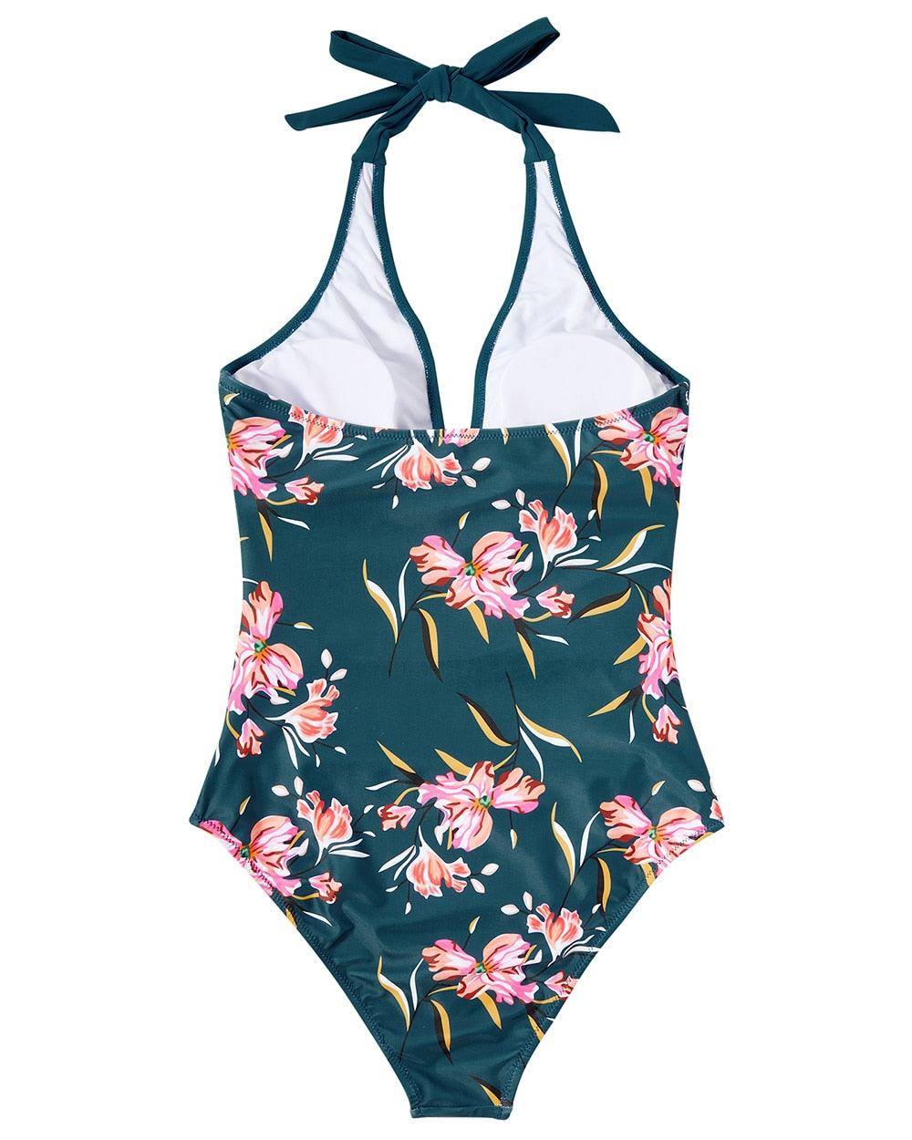 Muse & Valeur | Flattering Swimsuit for Women