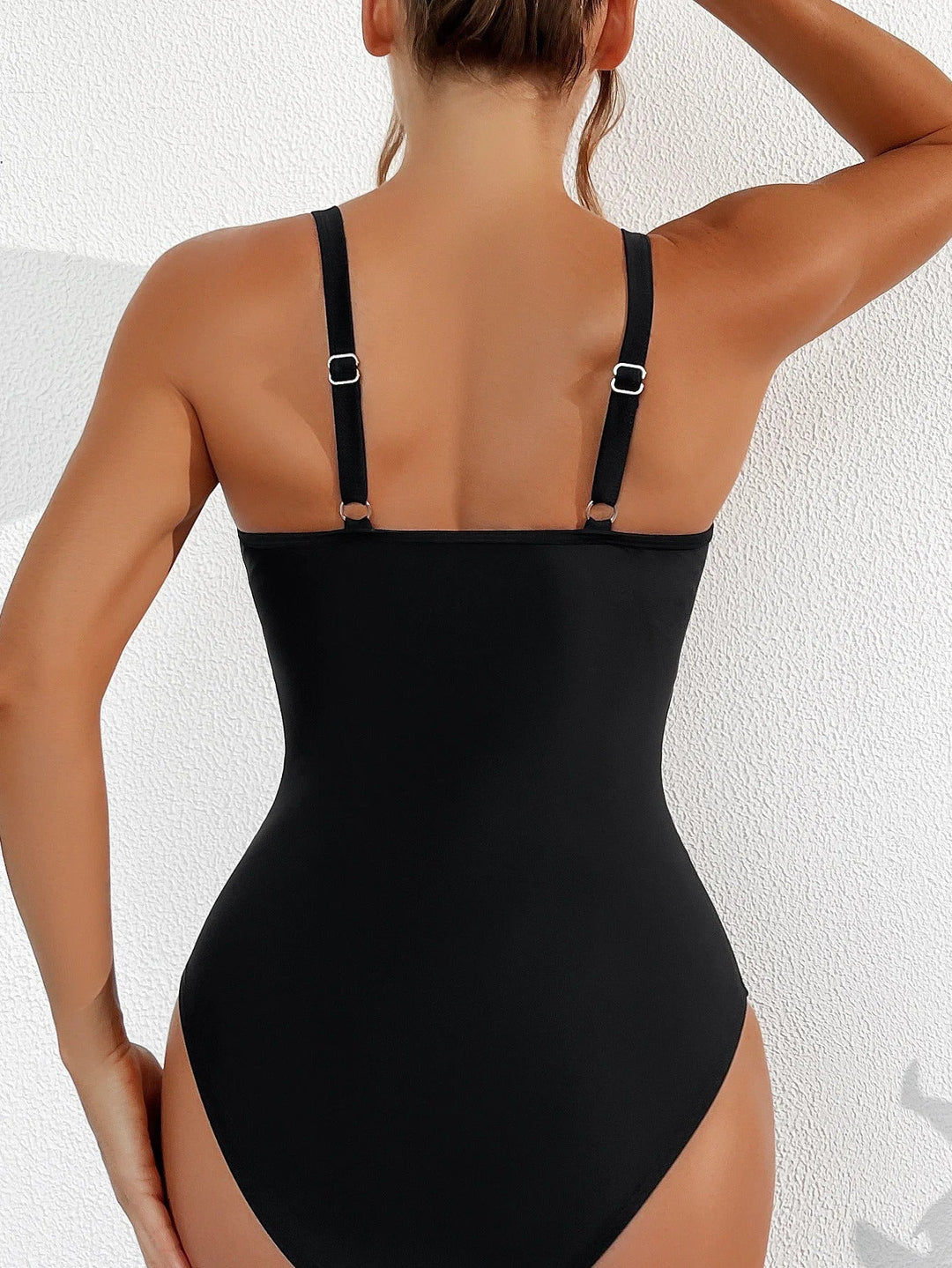 Muse & Valeur | Elegant Mesh Swimsuit for Women