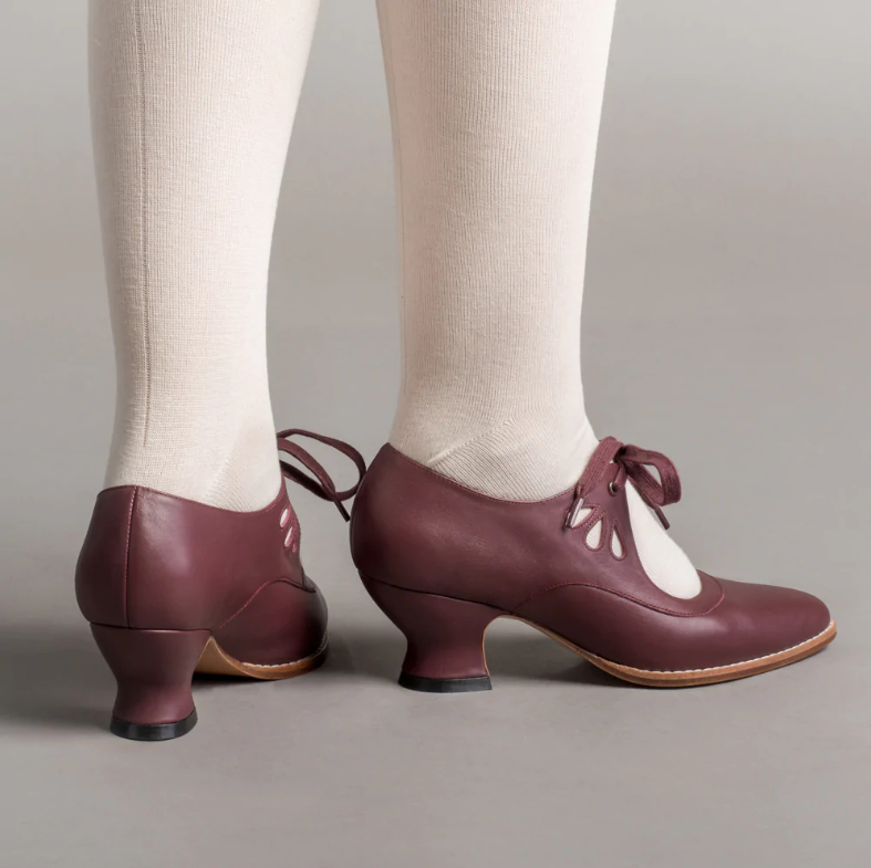 Muse & Valeur | High Heels for Women in Closed Toe Design