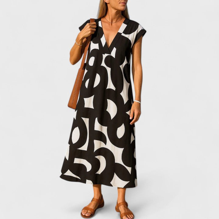 Muse and Valeur | V-Neck Dress
