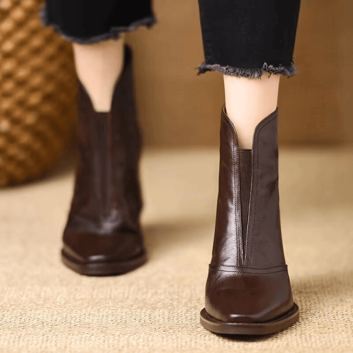 Muse and Valeur | Orthopedic Boots